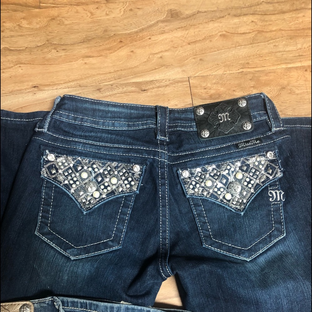 Miss Me jeans wore them a few times excellent condition.